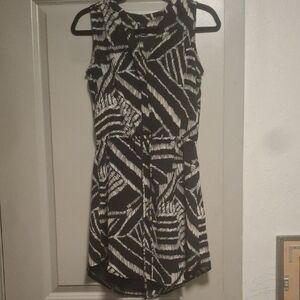 Gap Black and White Geometric Sleeveless Dress